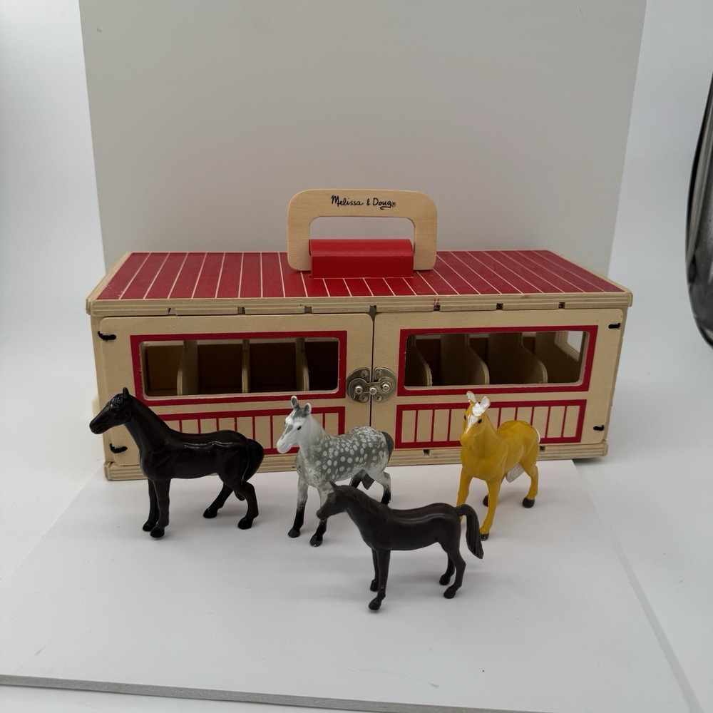 Melissa & Doug Take Along Show Horse Stable Set Wood Barn Horses‎ Play Set